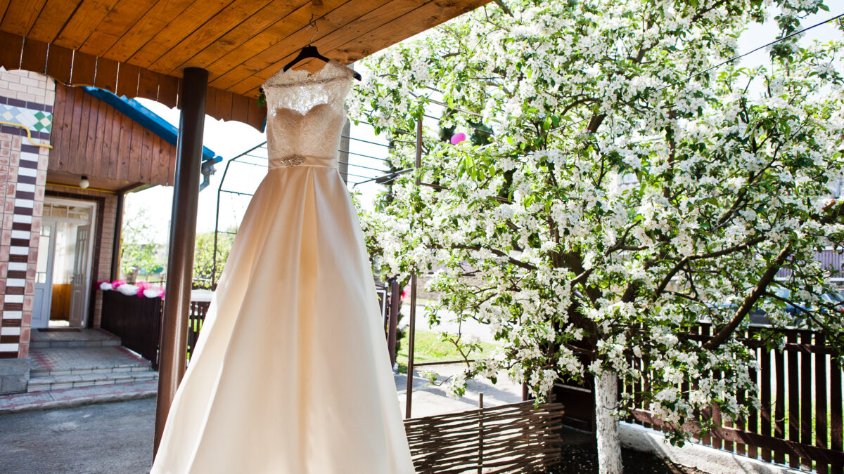 what to wear bridal dress shopping