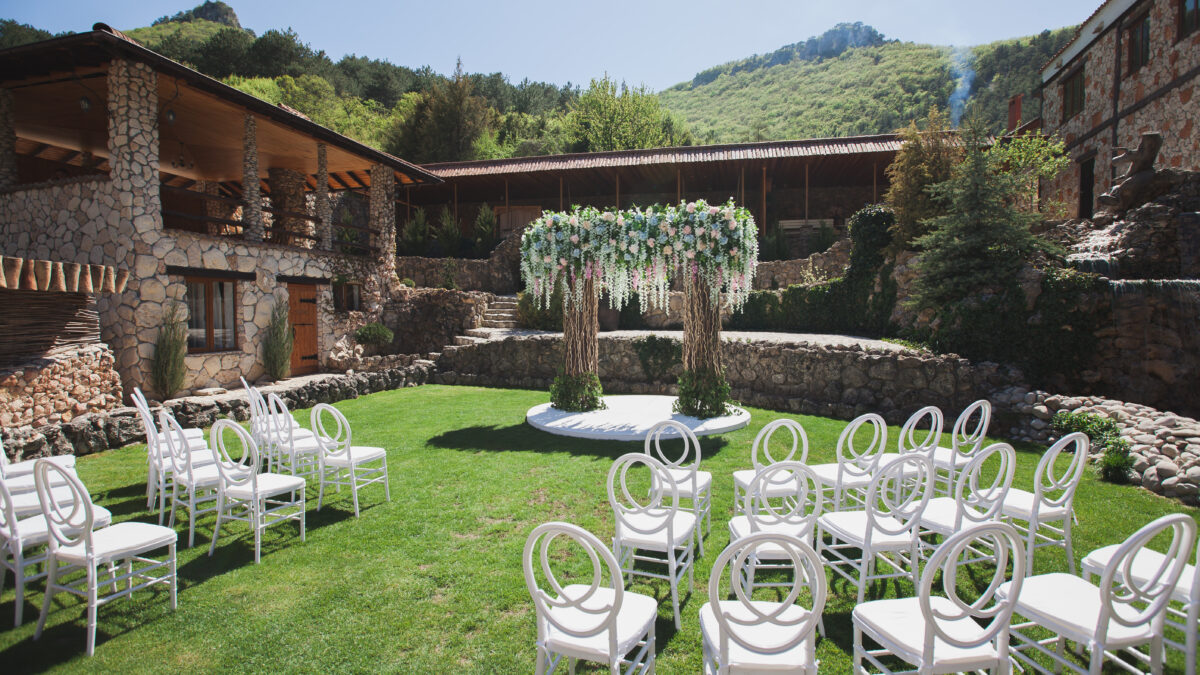 how to get married in California